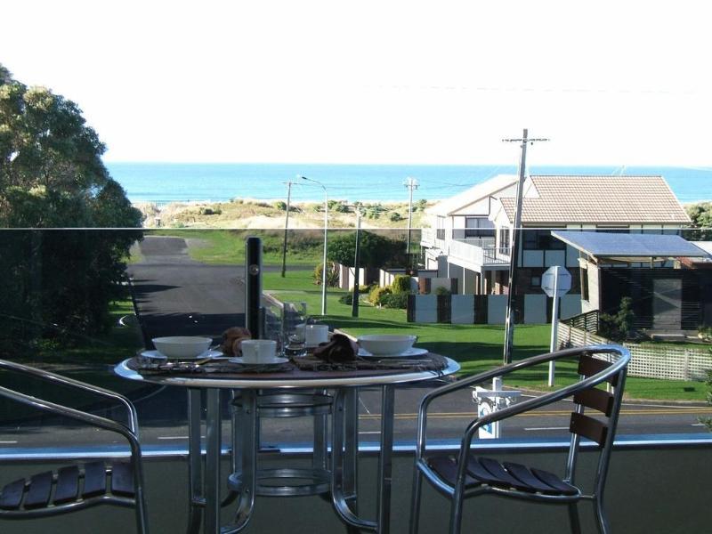 Waihi Beach Lodge エクステリア 写真